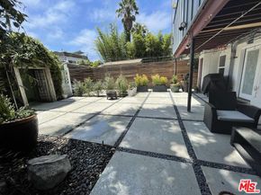 560 Westminster Avenue, Venice CA 90291