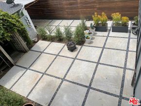 560 Westminster Avenue, Venice CA 90291