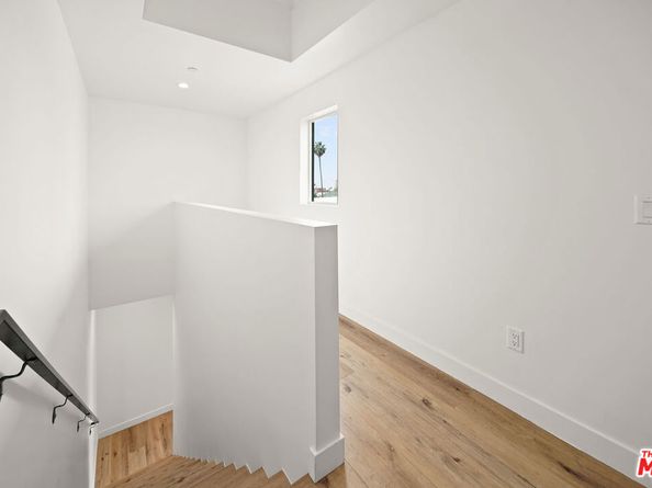 1518 Magnolia Avenue, Los Angeles CA 90006