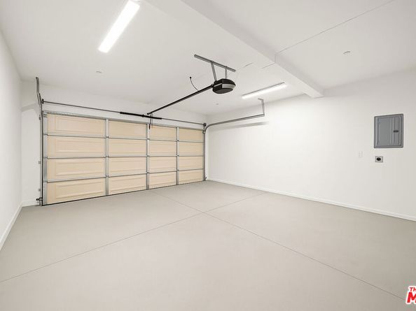 1518 Magnolia Avenue, Los Angeles CA 90006