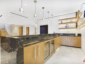 9410 Sierra Mar Place, Los Angeles CA 90069