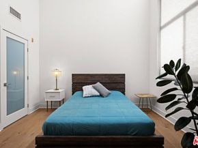 108 S Croft Avenue 102, Los Angeles CA 90048