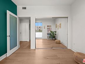 108 S Croft Avenue 102, Los Angeles CA 90048