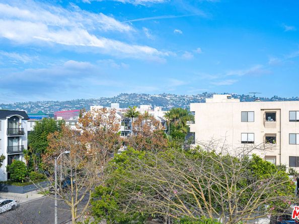 108 S Croft Avenue 102, Los Angeles CA 90048