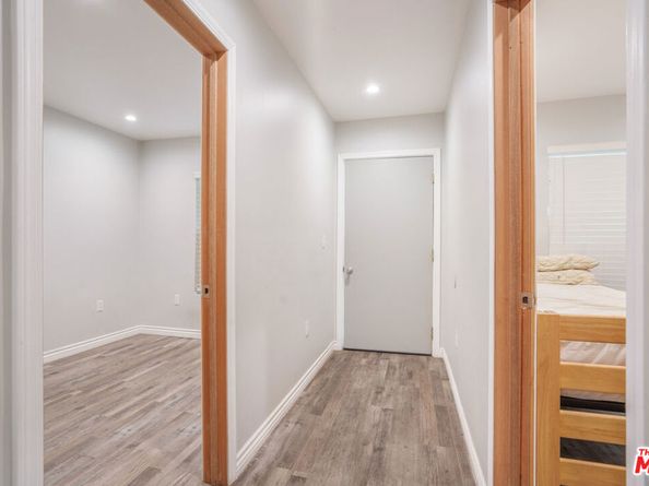 406 S St Andrews Place, Los Angeles CA 90020