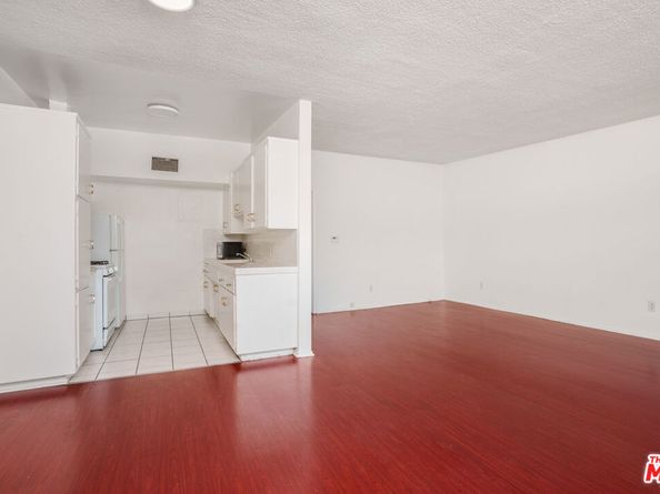 406 S St Andrews Place, Los Angeles CA 90020