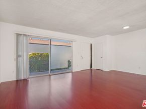 406 S St Andrews Place, Los Angeles CA 90020