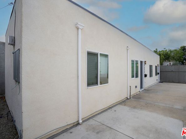 10720 Charnock Road, Los Angeles CA 90034