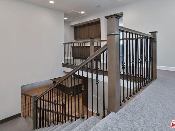 14608 Mccormick Street, Sherman Oaks CA 91411