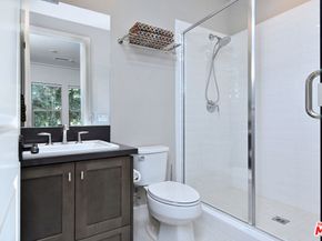 14608 Mccormick Street, Sherman Oaks CA 91411