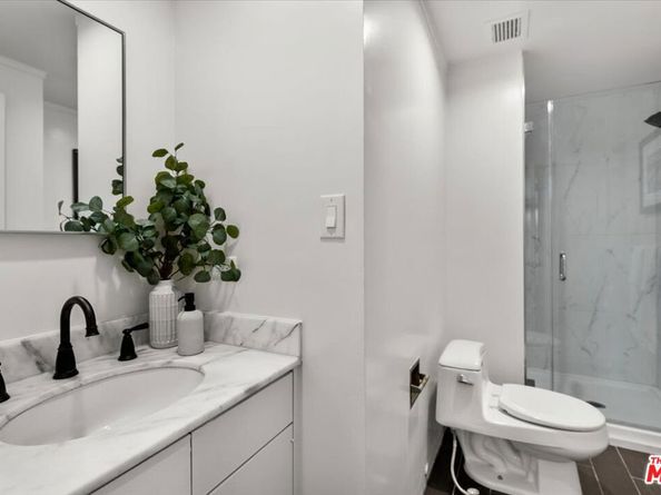 1333 S Beverly Glen Boulevard 405, Los Angeles CA 90024