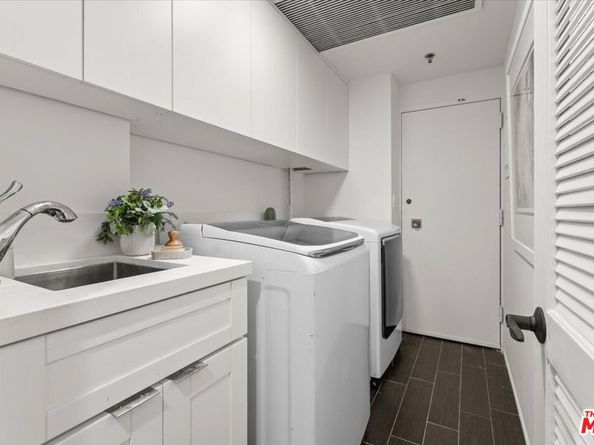 1333 S Beverly Glen Boulevard 405, Los Angeles CA 90024