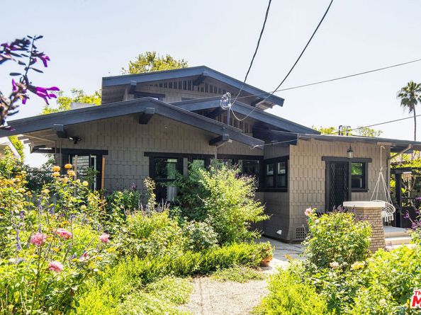 379 N Wilton Place, Los Angeles CA 90004