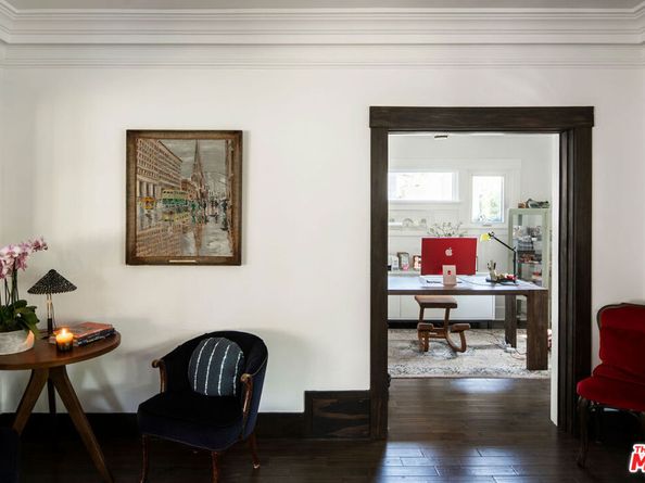 379 N Wilton Place, Los Angeles CA 90004