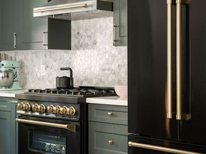 379 N Wilton Place, Los Angeles CA 90004