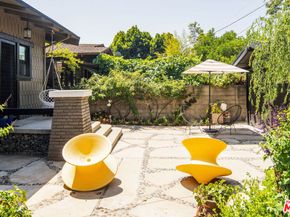 379 N Wilton Place, Los Angeles CA 90004