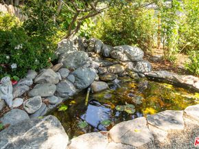 379 N Wilton Place, Los Angeles CA 90004