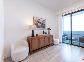 839 Larrabee Street 6, West Hollywood CA 90069