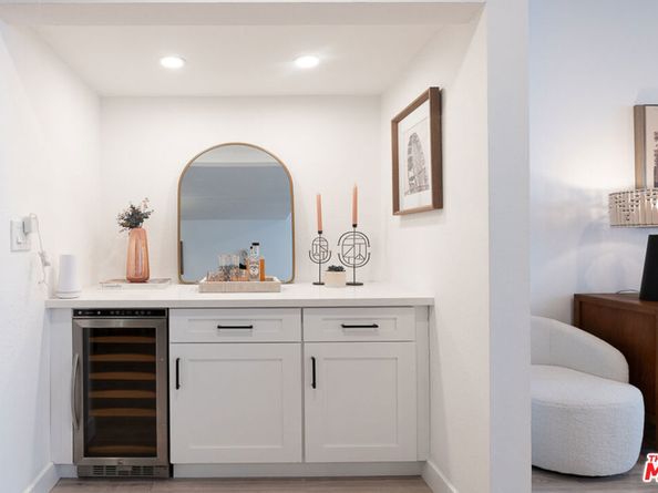 839 Larrabee Street 6, West Hollywood CA 90069