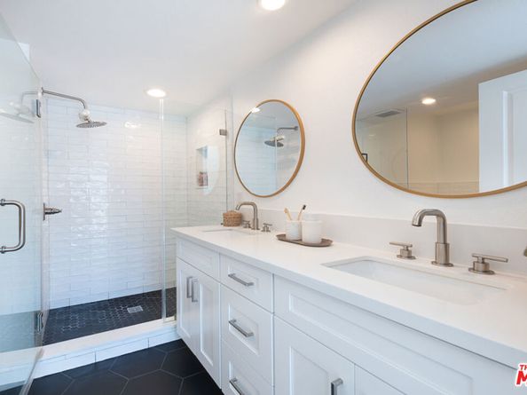 839 Larrabee Street 6, West Hollywood CA 90069