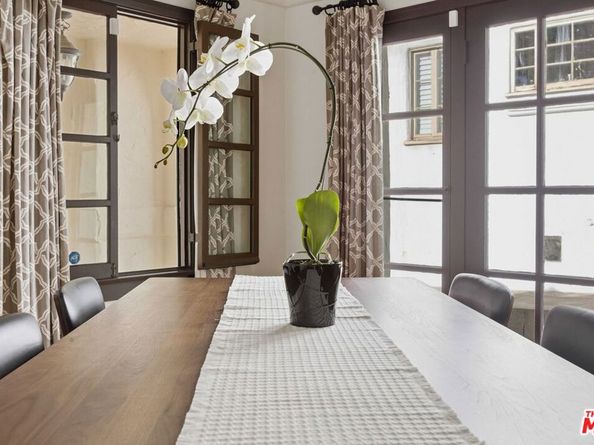 1248 N Everett Street, Glendale CA 91207