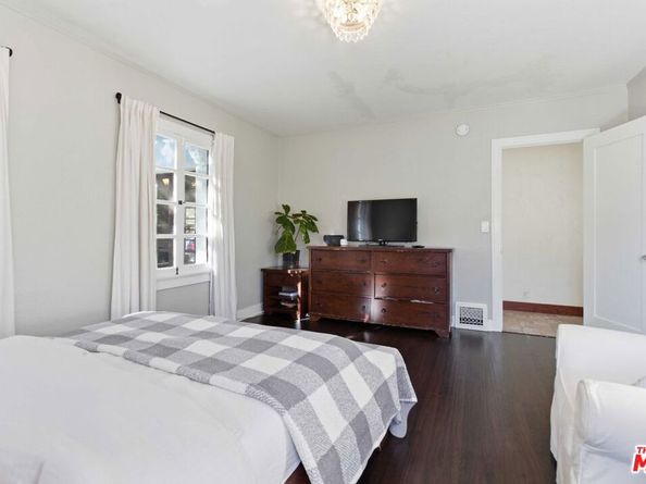 1248 N Everett Street, Glendale CA 91207