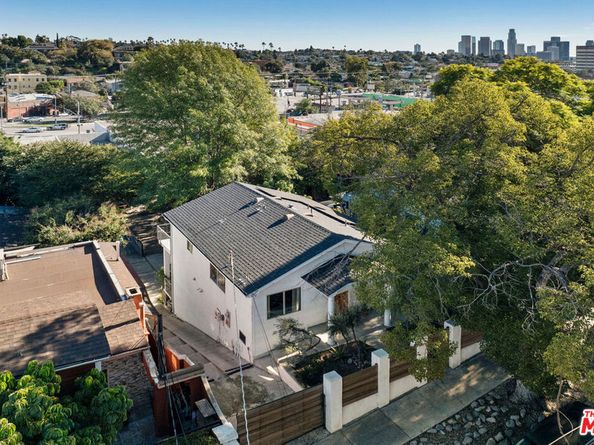 1530 Allesandro Street, Los Angeles CA 90026