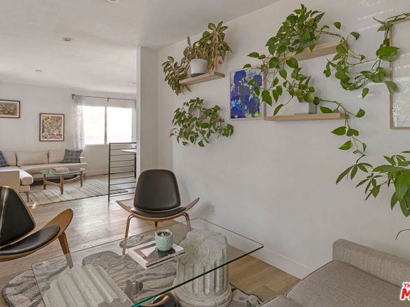 1530 Allesandro Street, Los Angeles CA 90026