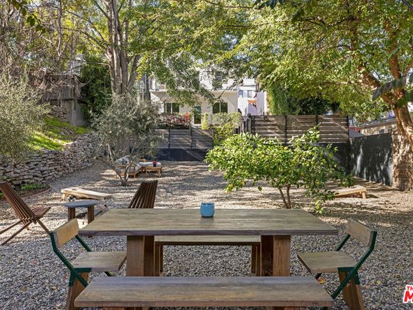 1530 Allesandro Street, Los Angeles CA 90026