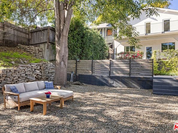 1530 Allesandro Street, Los Angeles CA 90026