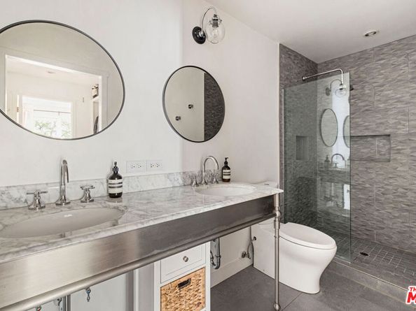 1530 Allesandro Street, Los Angeles CA 90026