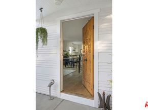 1530 Allesandro Street, Los Angeles CA 90026