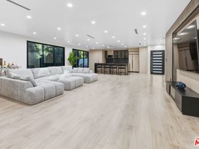 16823 Valerio Street, Lake Balboa CA 91406