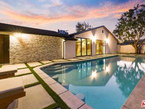 16823 Valerio Street, Lake Balboa CA 91406