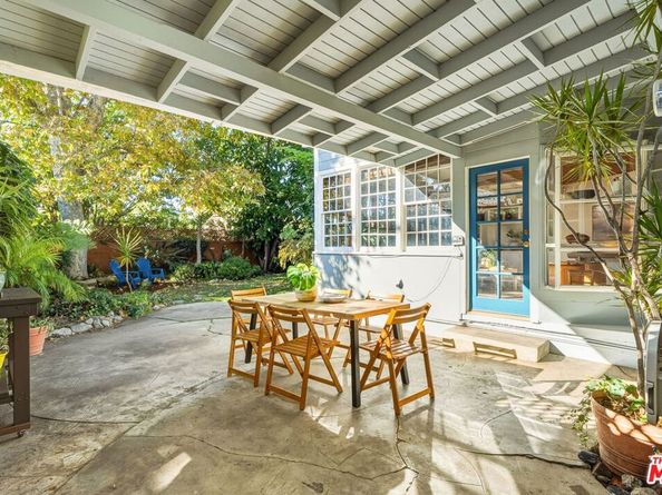 5351 Lemona Avenue, Sherman Oaks CA 91411