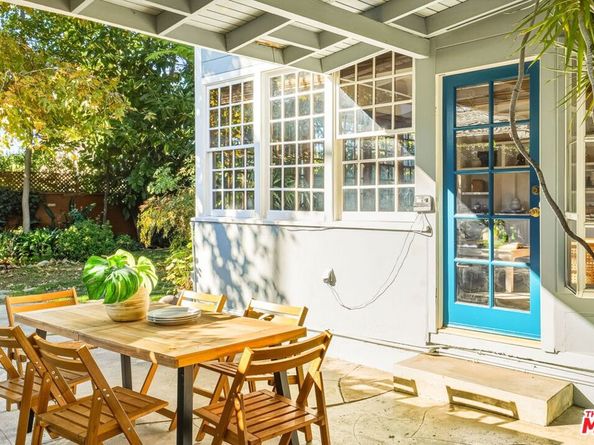 5351 Lemona Avenue, Sherman Oaks CA 91411