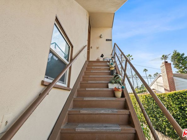 1621 Manning Avenue, Los Angeles CA 90024