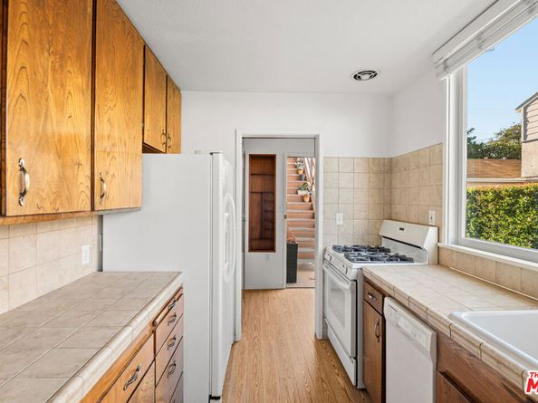 1621 Manning Avenue, Los Angeles CA 90024