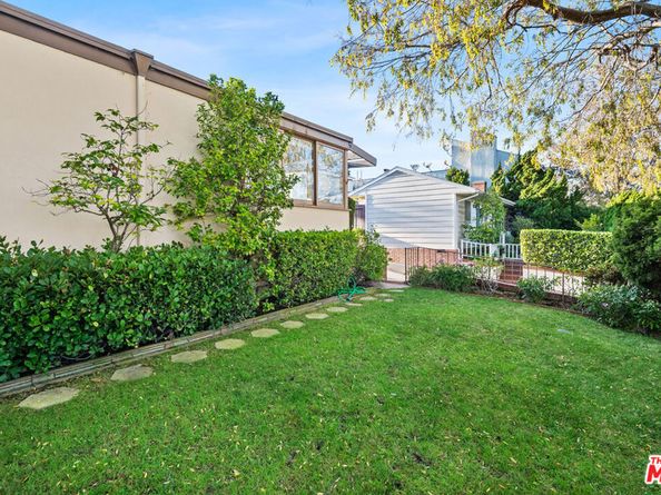 1621 Manning Avenue, Los Angeles CA 90024