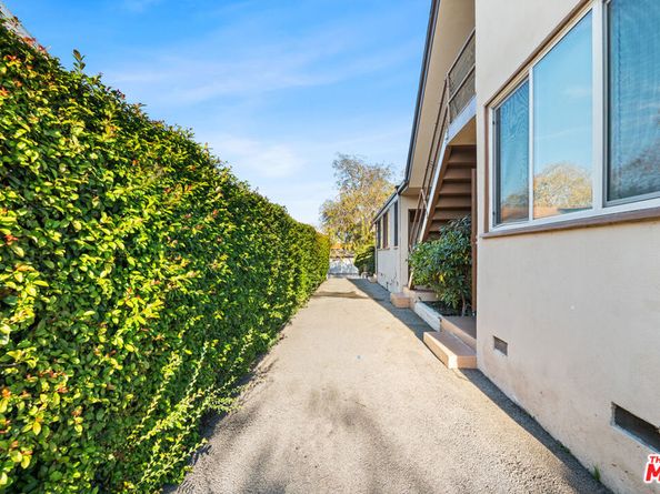 1621 Manning Avenue, Los Angeles CA 90024