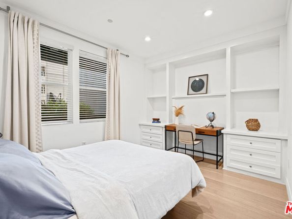 7100 Playa Vista Drive 120, Playa Vista CA 90094