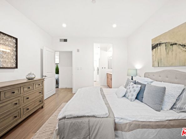 7100 Playa Vista Drive 120, Playa Vista CA 90094