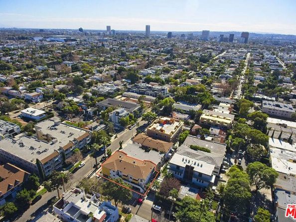 561 N Sweetzer Avenue, West Hollywood CA 90048