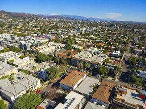 561 N Sweetzer Avenue, West Hollywood CA 90048