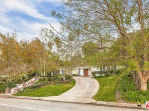 15550 Valley Vista Boulevard, Encino CA 91436