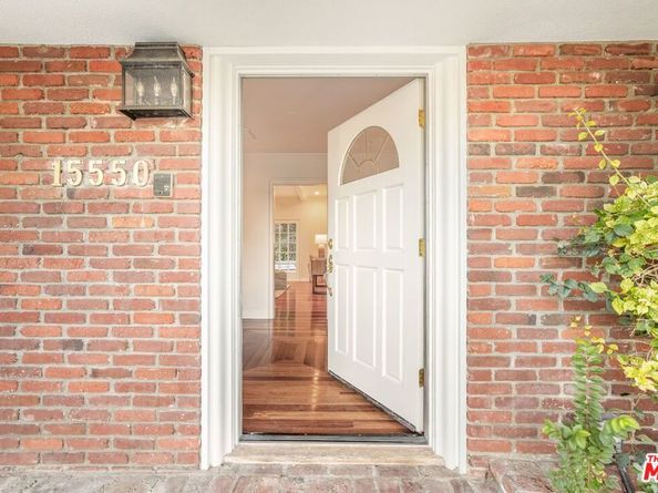 15550 Valley Vista Boulevard, Encino CA 91436