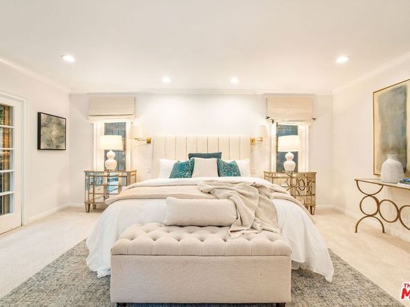 15550 Valley Vista Boulevard, Encino CA 91436