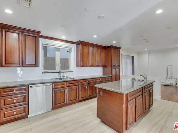 918 S Wooster Street 1, Los Angeles CA 90035