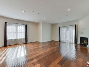 918 S Wooster Street 1, Los Angeles CA 90035