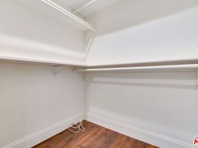 918 S Wooster Street 1, Los Angeles CA 90035